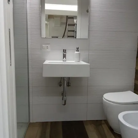 Apartament La Corte Di Lorenzo Vecchia *