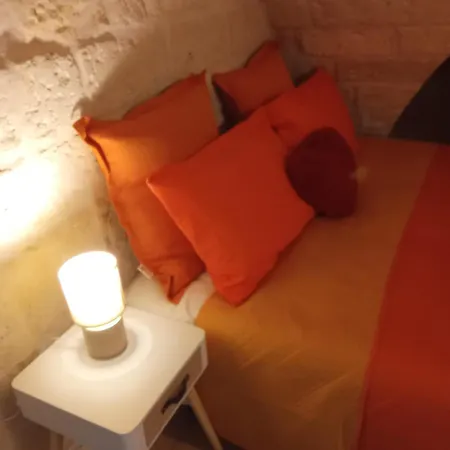 La Corte Di Lorenzo Vecchia * Bari